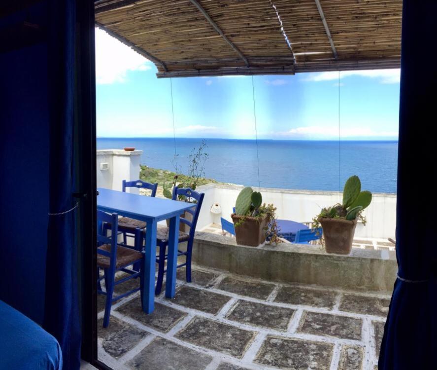 Blu Suite Cottage Sul Mare E Swimming Pool Tricase Exterior photo