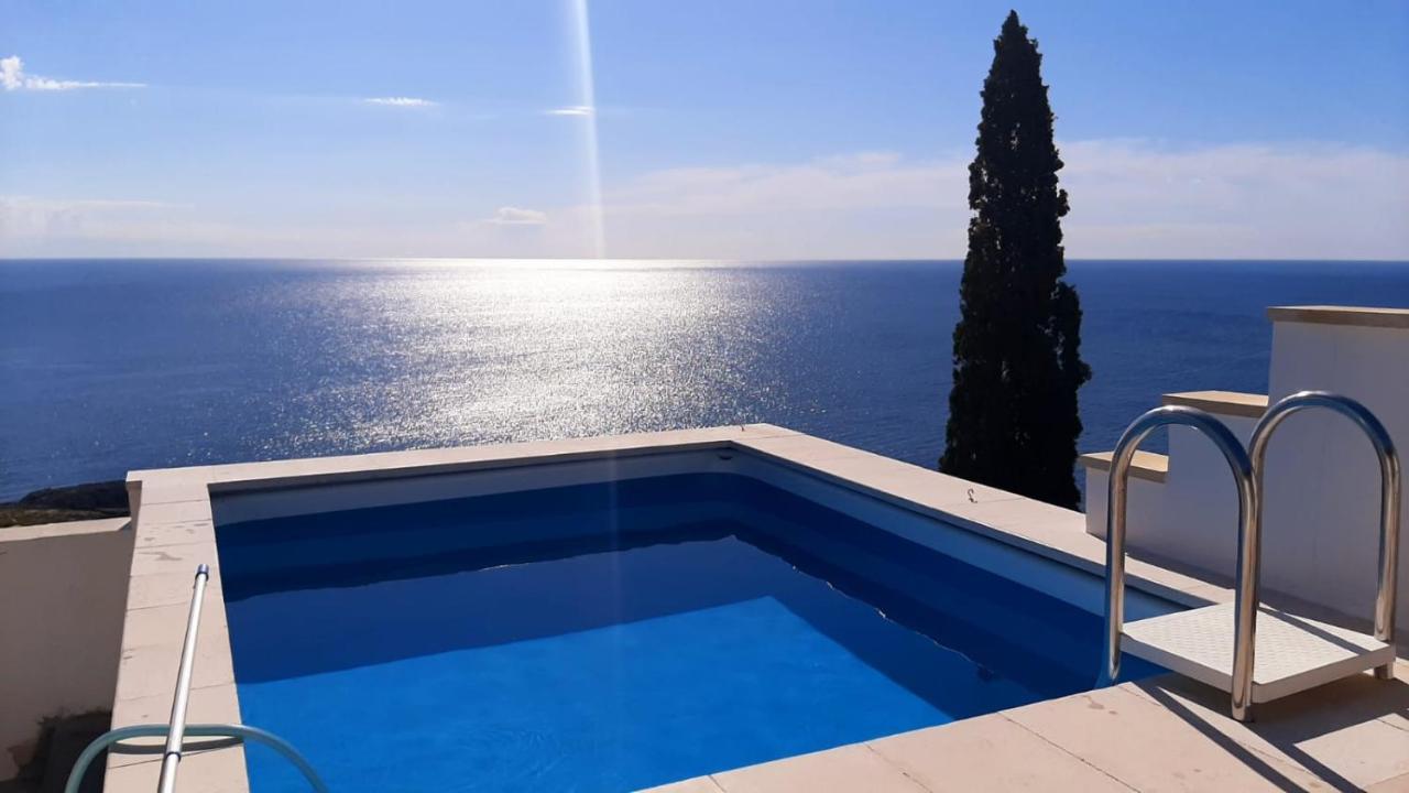 Blu Suite Cottage Sul Mare E Swimming Pool Tricase Exterior photo